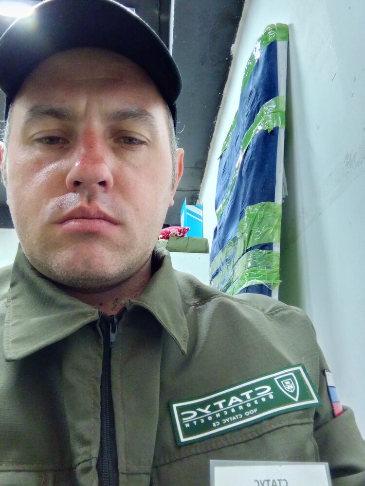  34445767  Maks, 35 ,    