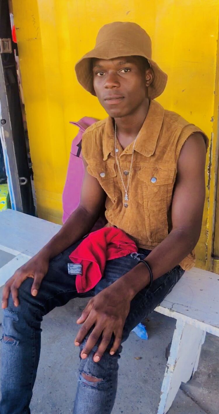 ���� 44143847 ����� Obeng, 25 ���, ���� ���������� � �����