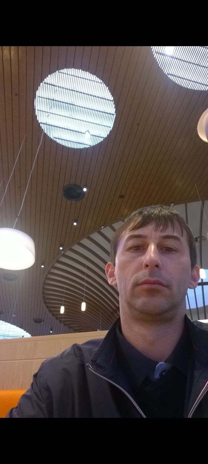  ,   NIK, 46 ,   ,   