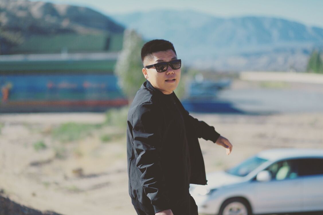  26201757  Real, 32 ,    