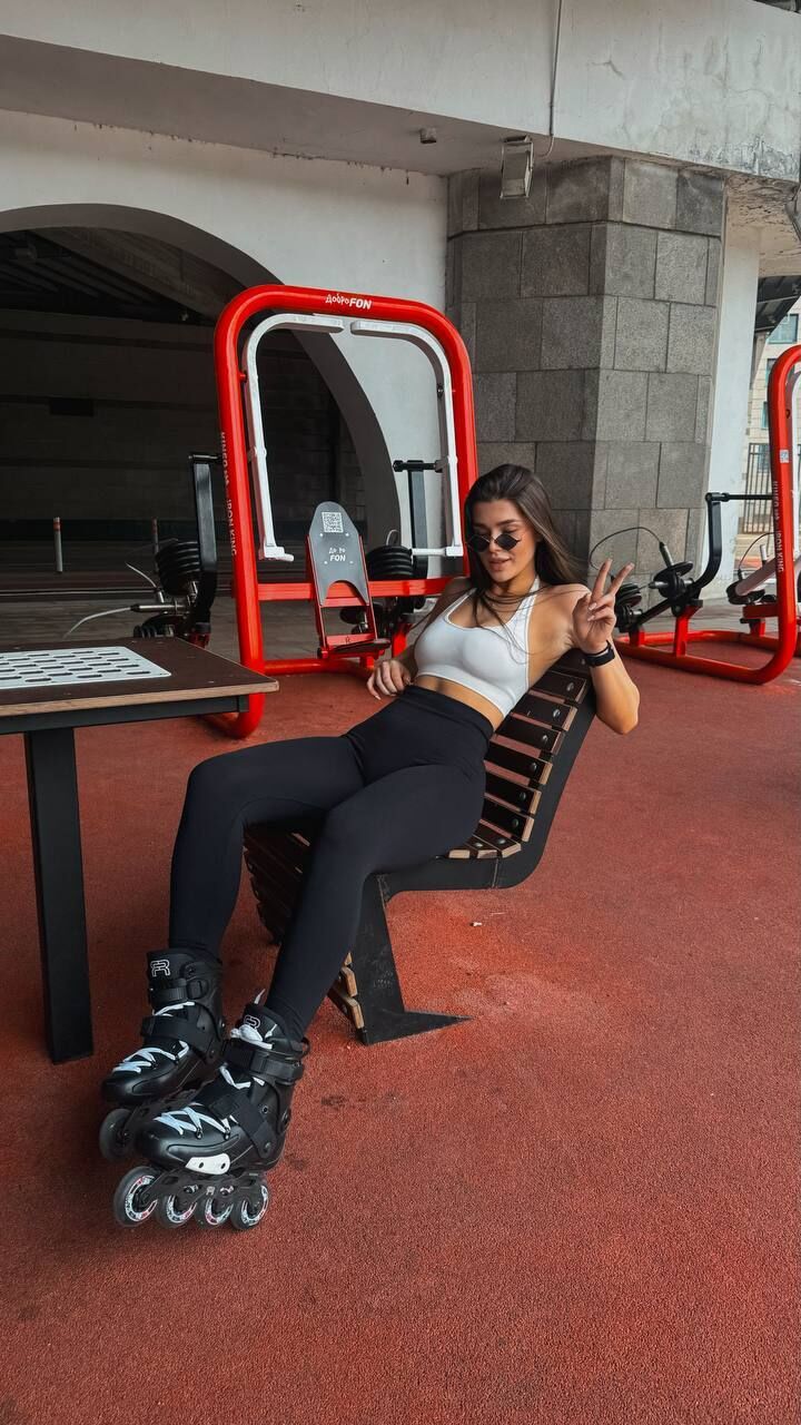  53081837  , 26 ,    Bielany Wroclawskie