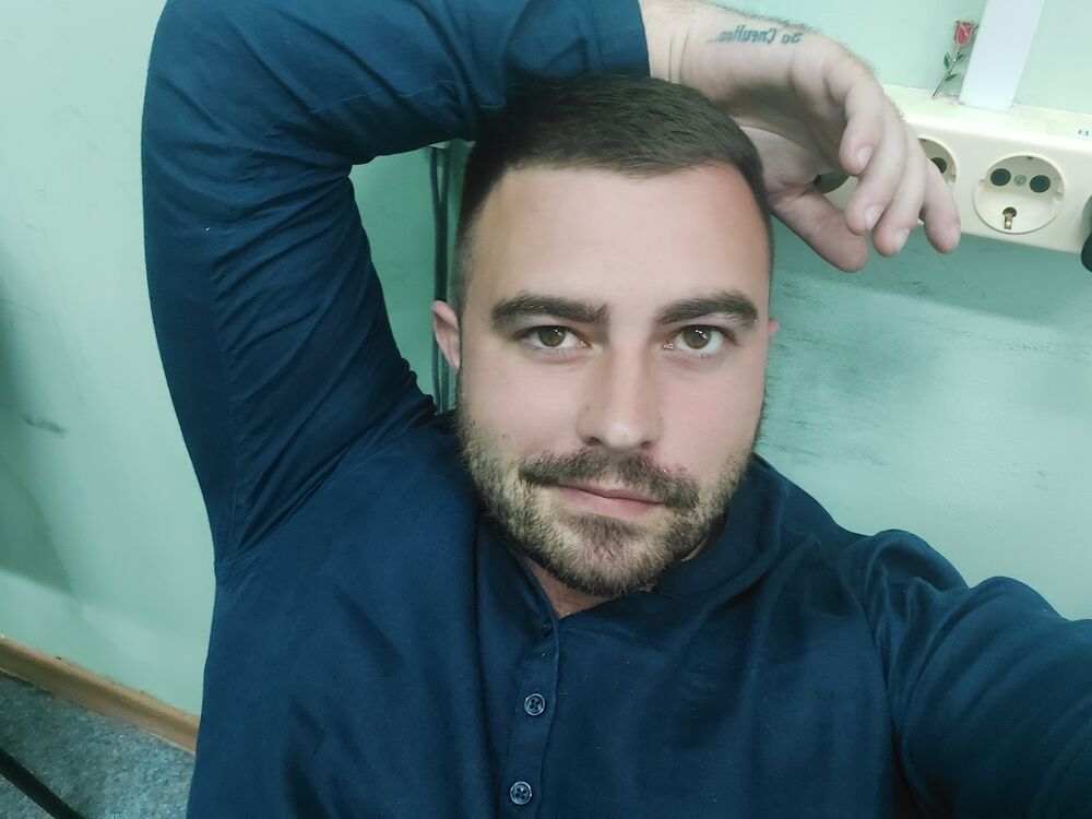  43040127  , 34 ,    