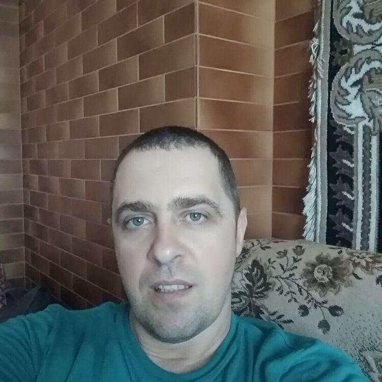  20113847  Pawel, 49 ,    