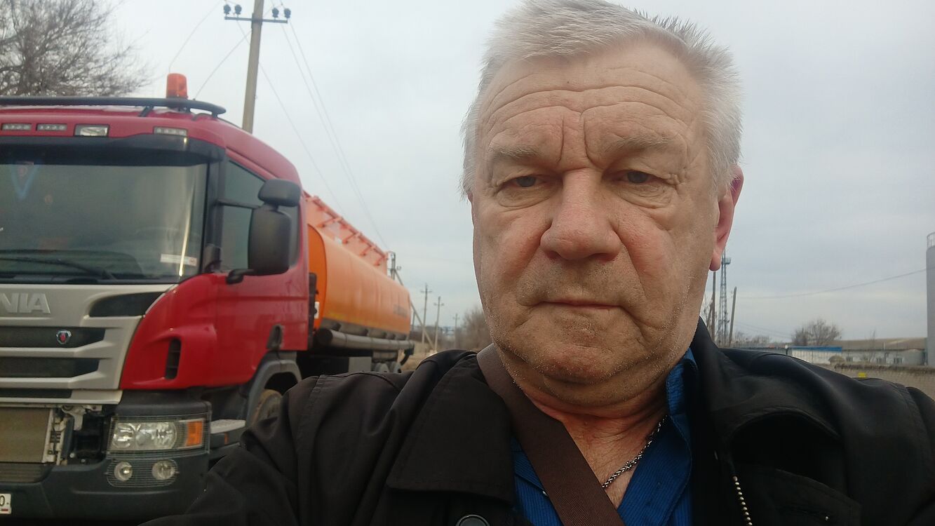  52713177  , 62 ,    