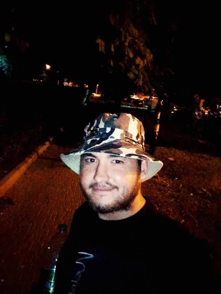  44217477  , 25 ,    