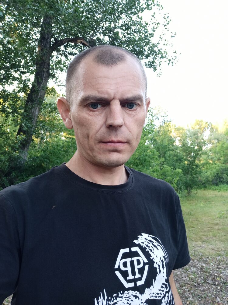  31189477  , 44 ,    
