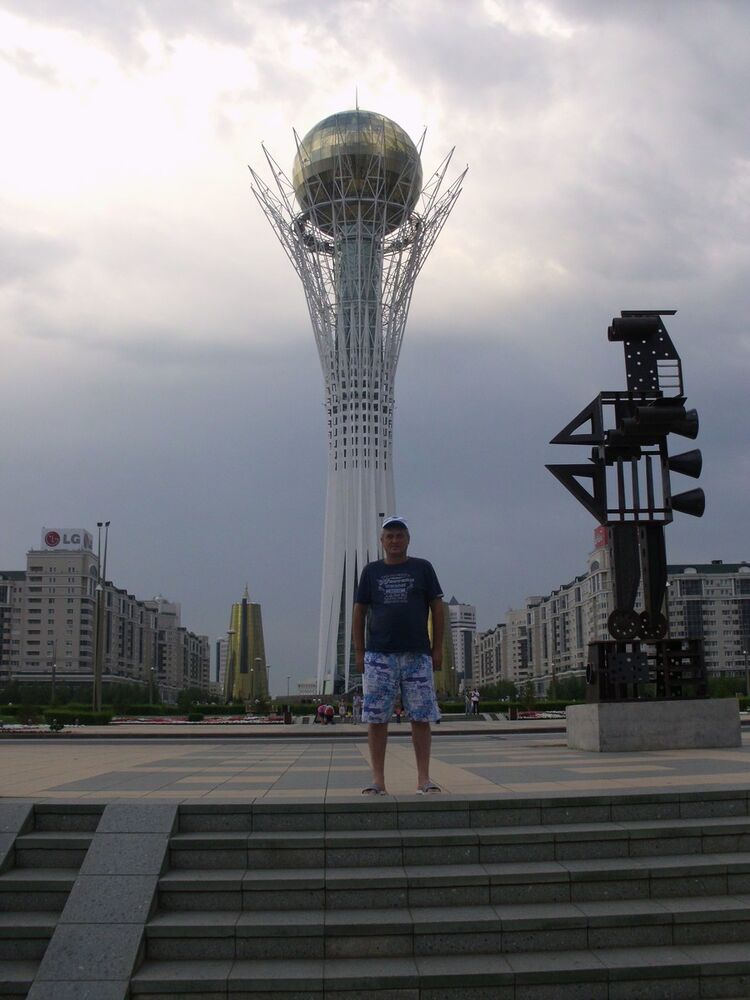  ,   Alex, 59 ,   