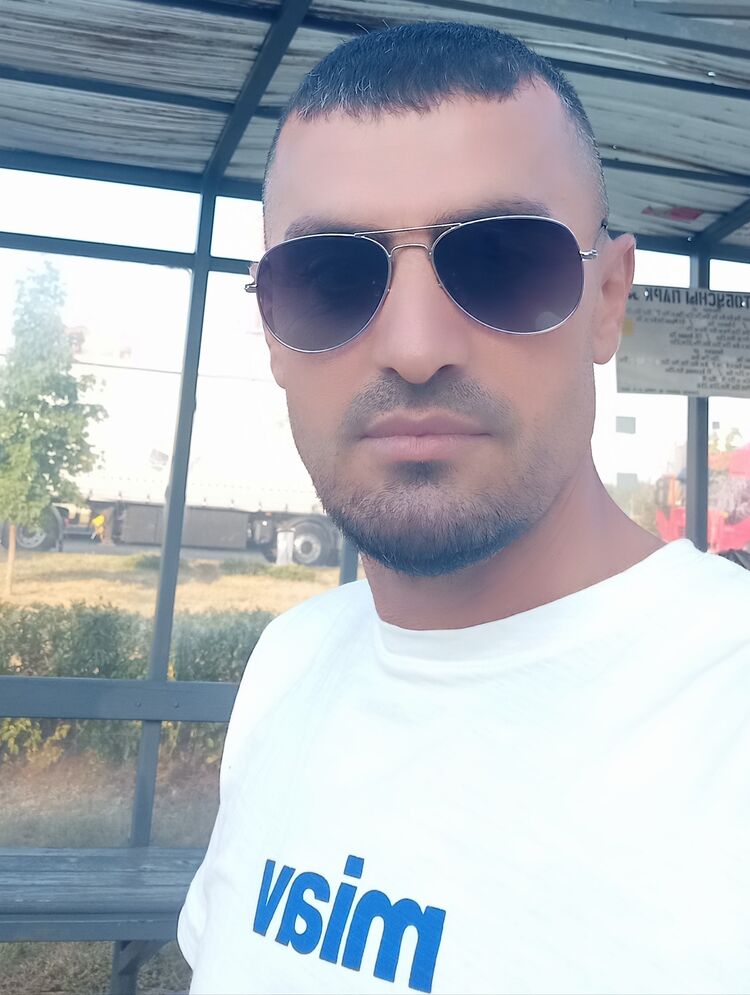   ,   Ferman, 35 ,   ,   