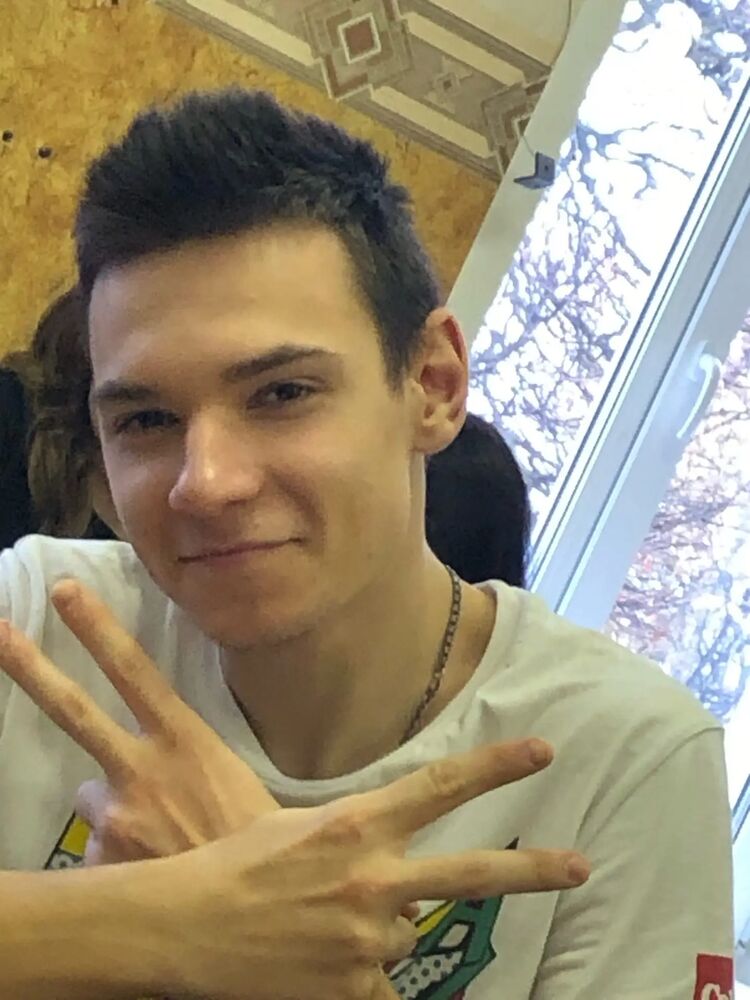  32384487  , 21 ,    