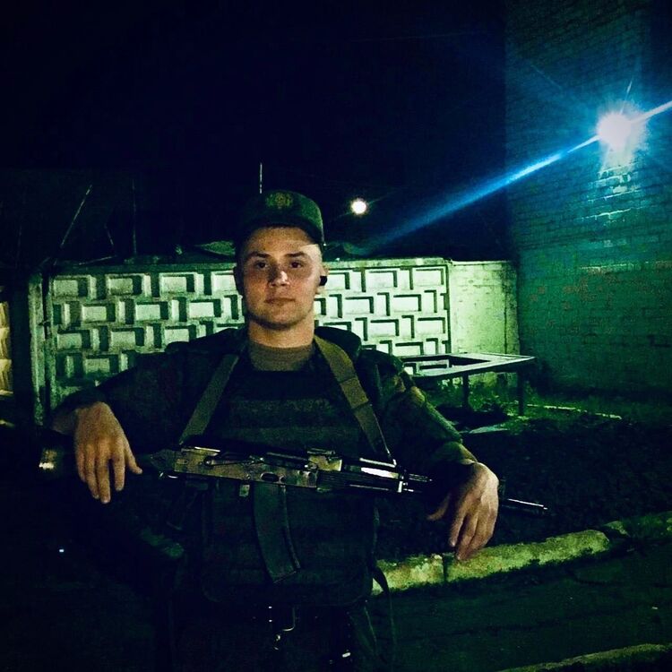  34787337  , 22 ,    