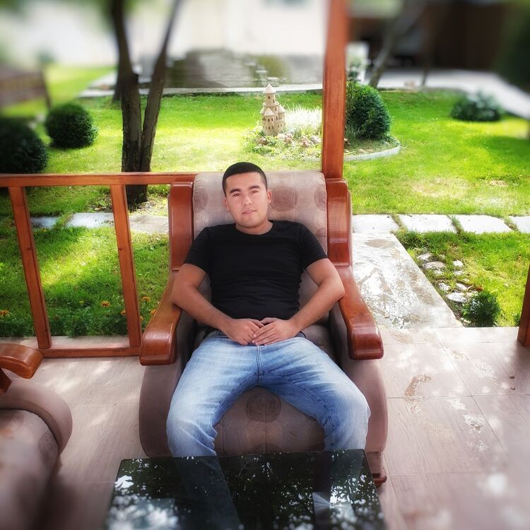  18718217  Sarvar, 31 ,    