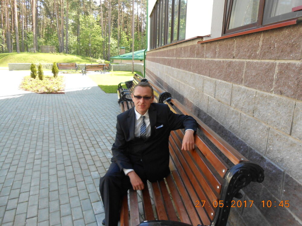  9650387  Dmitrii, 44 ,    
