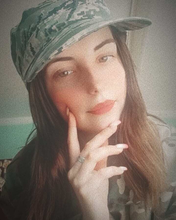  43427657  , 22 ,    