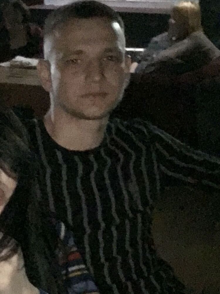 ,   Denis, 24 ,   ,   