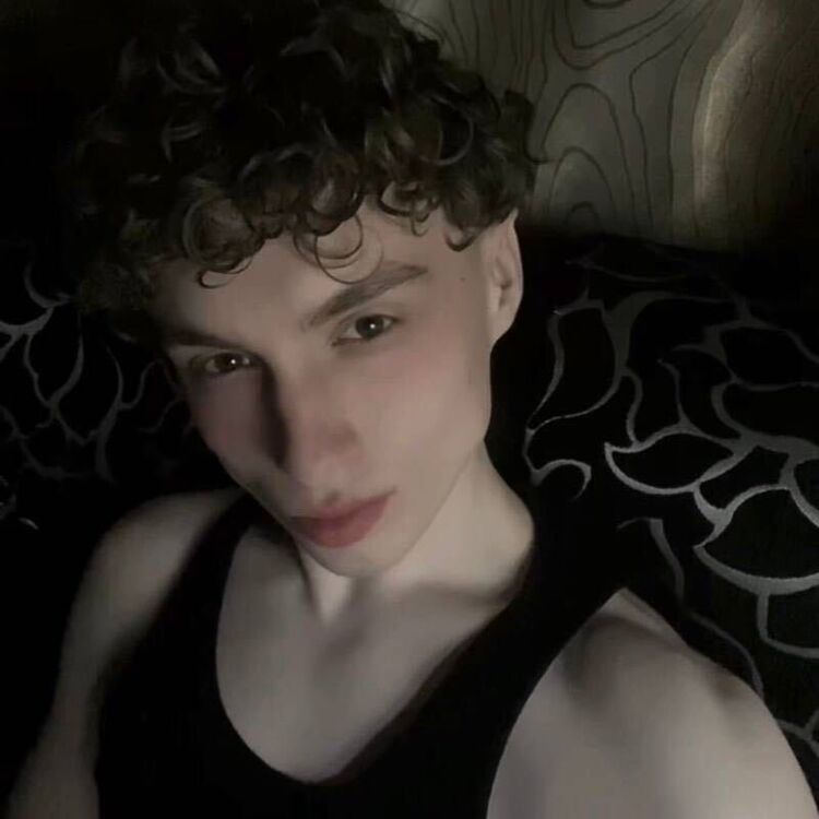  ,   Pavel, 20 ,   ,   , c , 