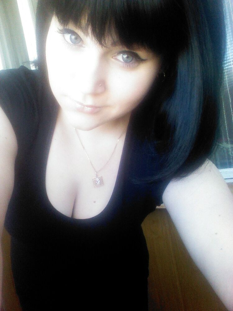  ,   Panika, 33 ,     , c 