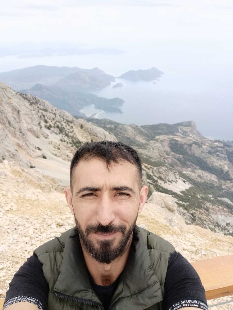  26656357  Muzaffer, 38 ,    