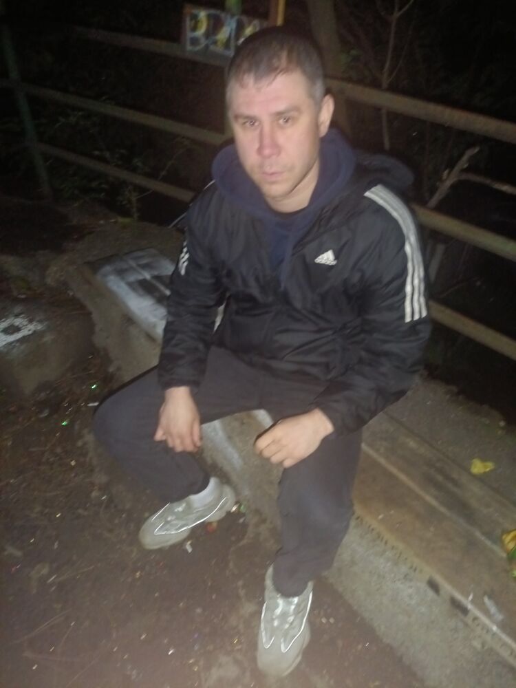  49208877  , 36 ,    