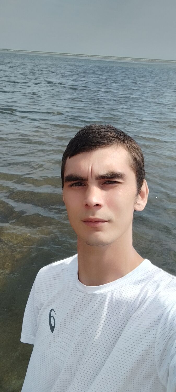  38022487  Bahram, 29 ,    
