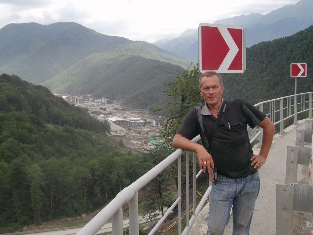  11001767  Aleksei, 55 ,    