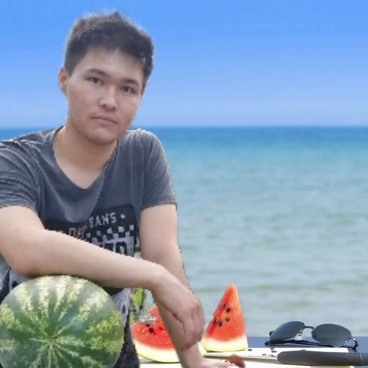  ,   Nurik, 26 ,   ,   