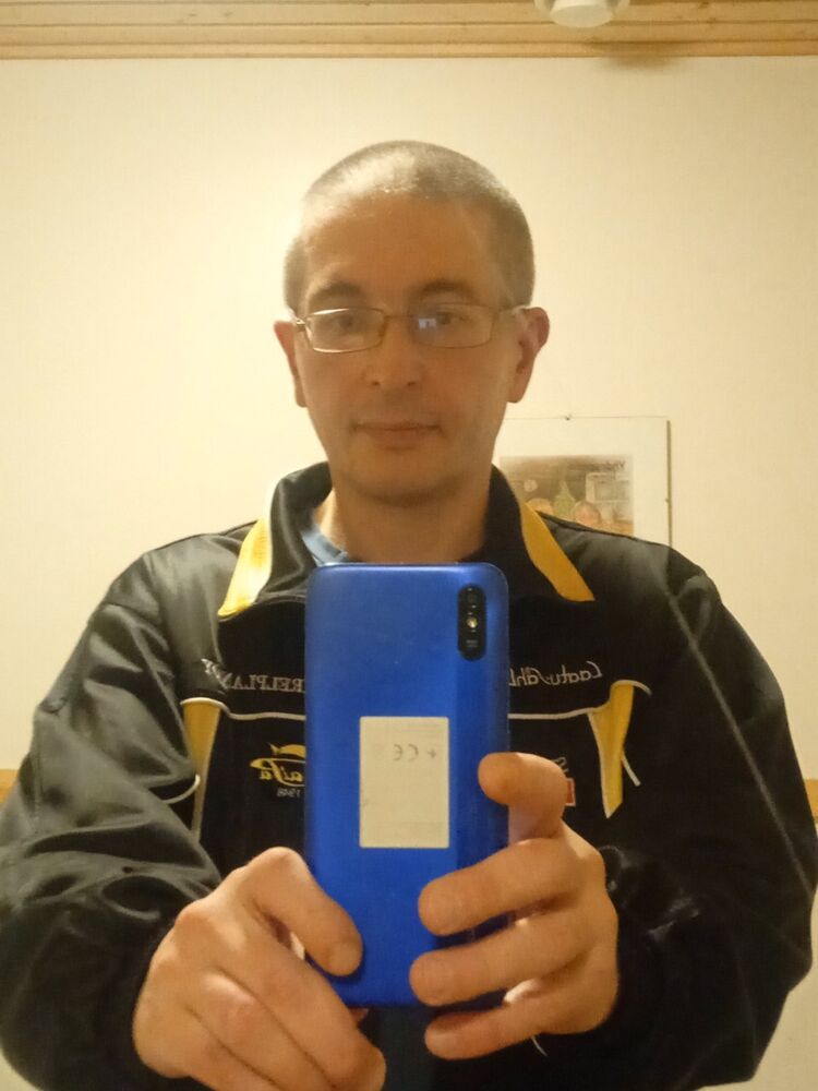  ,   Timo, 44 ,   ,   , c , 