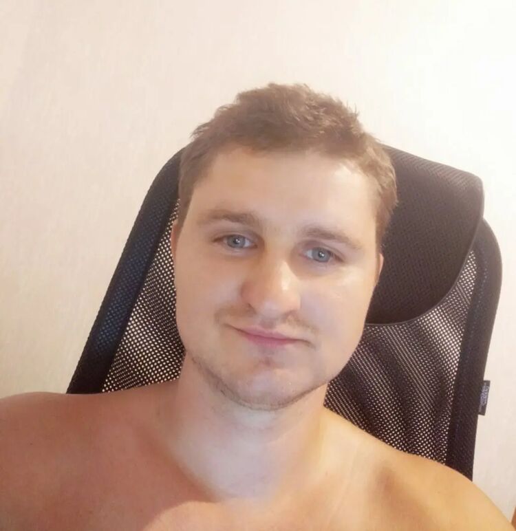  ,   Viktor, 34 ,   ,   , c , 