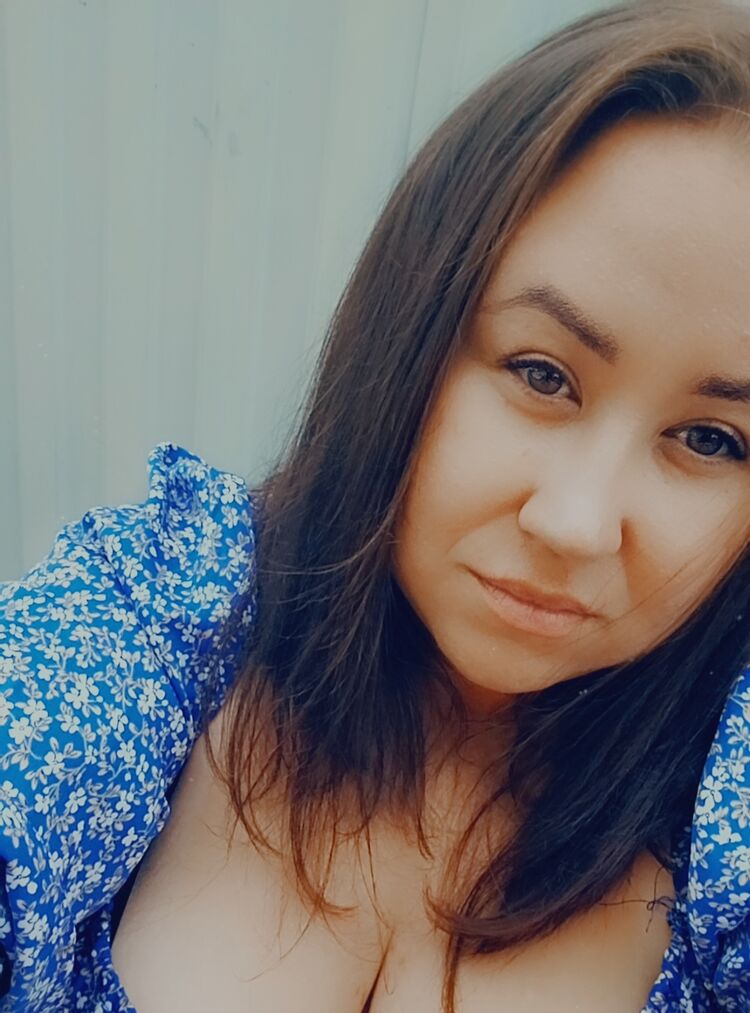  46593207  Victoria, 30 ,    