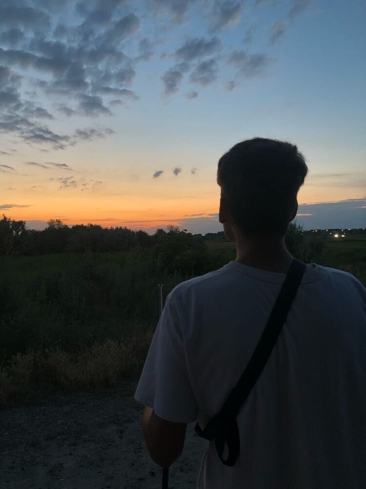  28067697  , 21 ,    