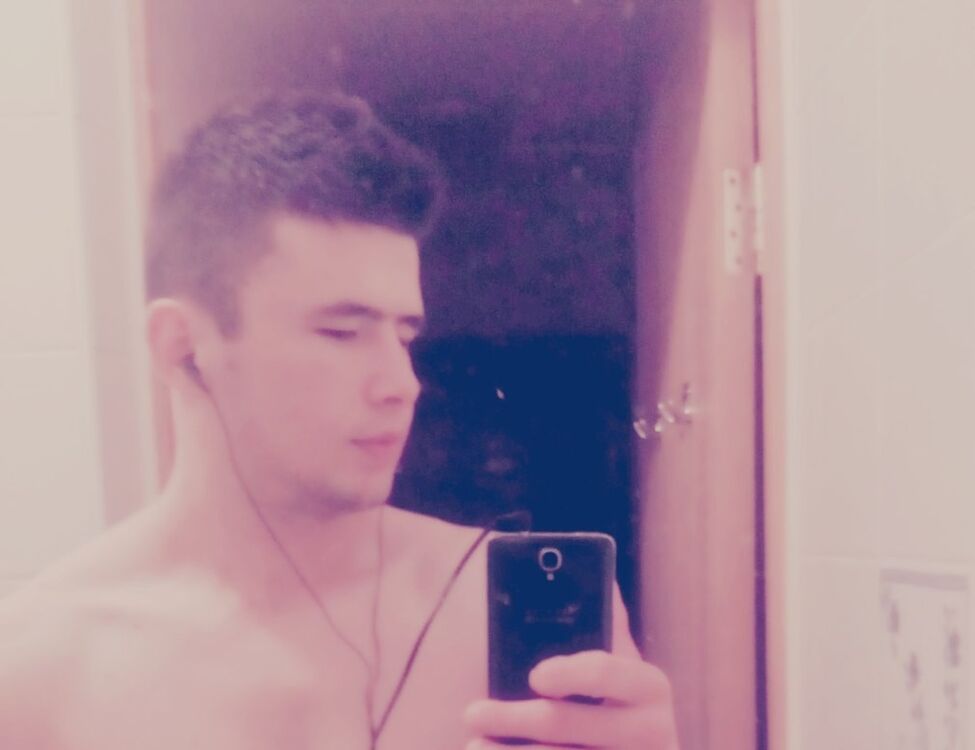  8662987  , 28 ,    