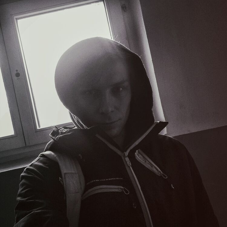  ,   Petr, 37 ,   ,   , c 