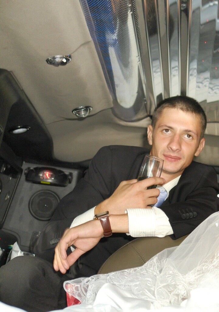  -,   , 37 ,   