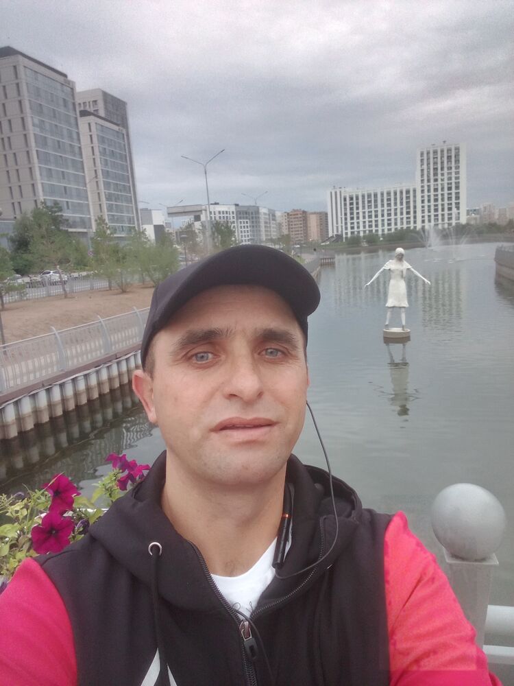  45905967  Nikolai, 39 ,    