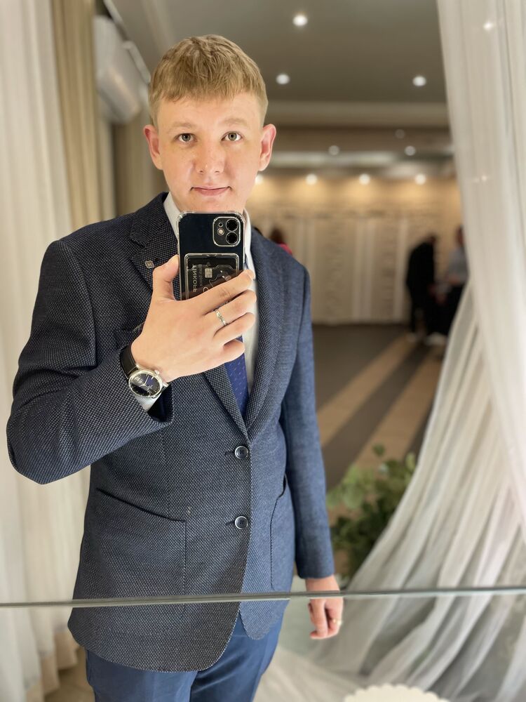  43041817  Vyacheslav, 29 ,    