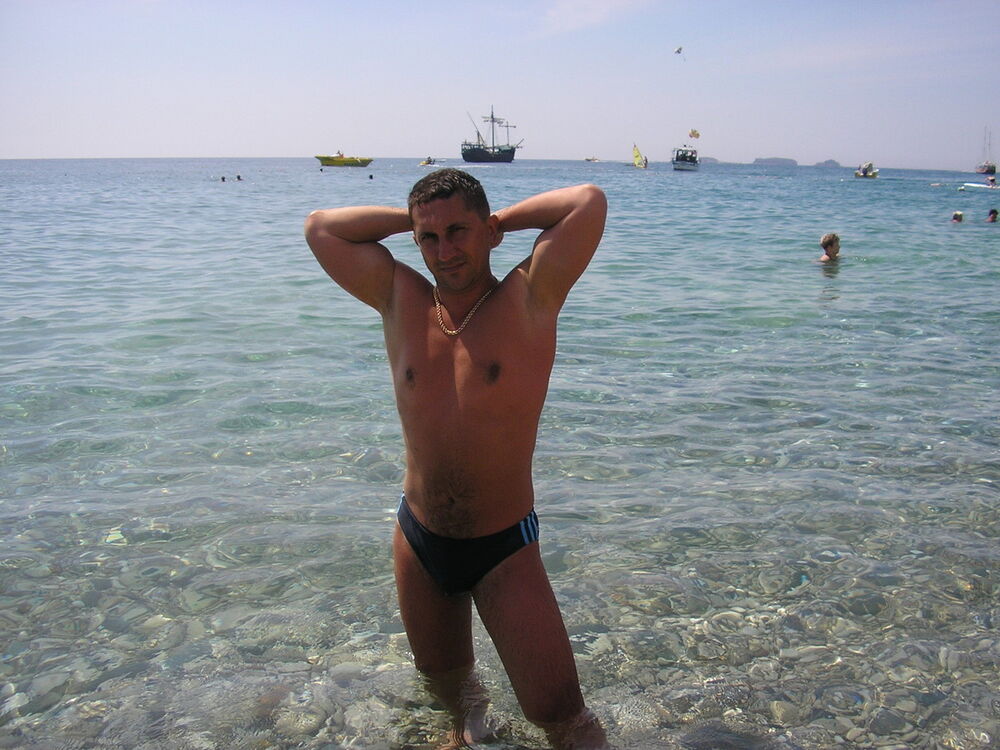  4693027  Oleg, 55 ,    