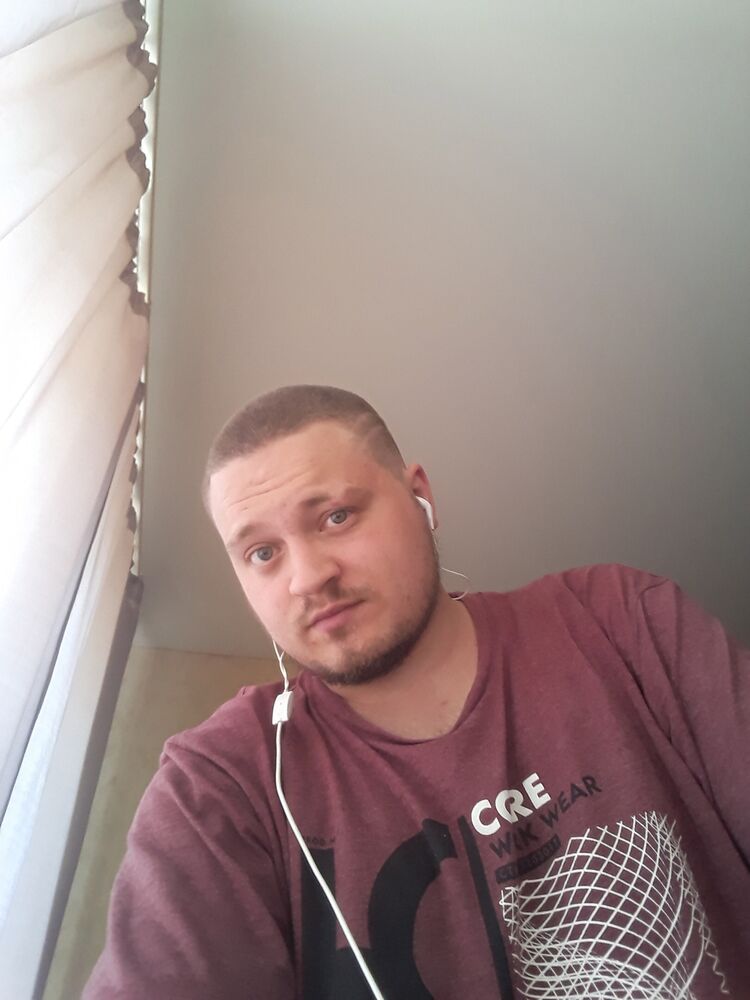  ,   Denis, 27 ,   ,   
