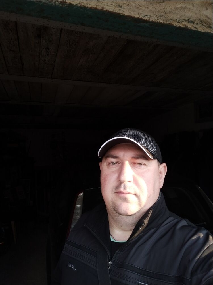  ,   Alexx, 42 ,   ,   , c , 