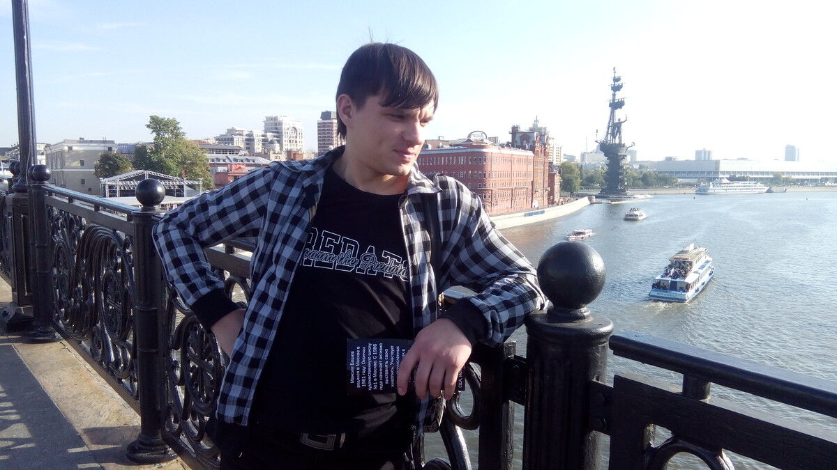  5230777  Nikolay, 40 ,    