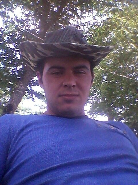  15292747  Vadim, 33 ,    