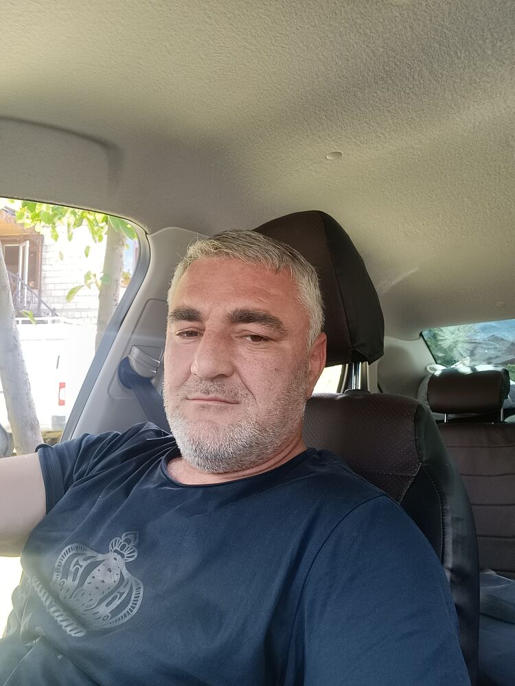  45062657  Tagir, 44 ,    