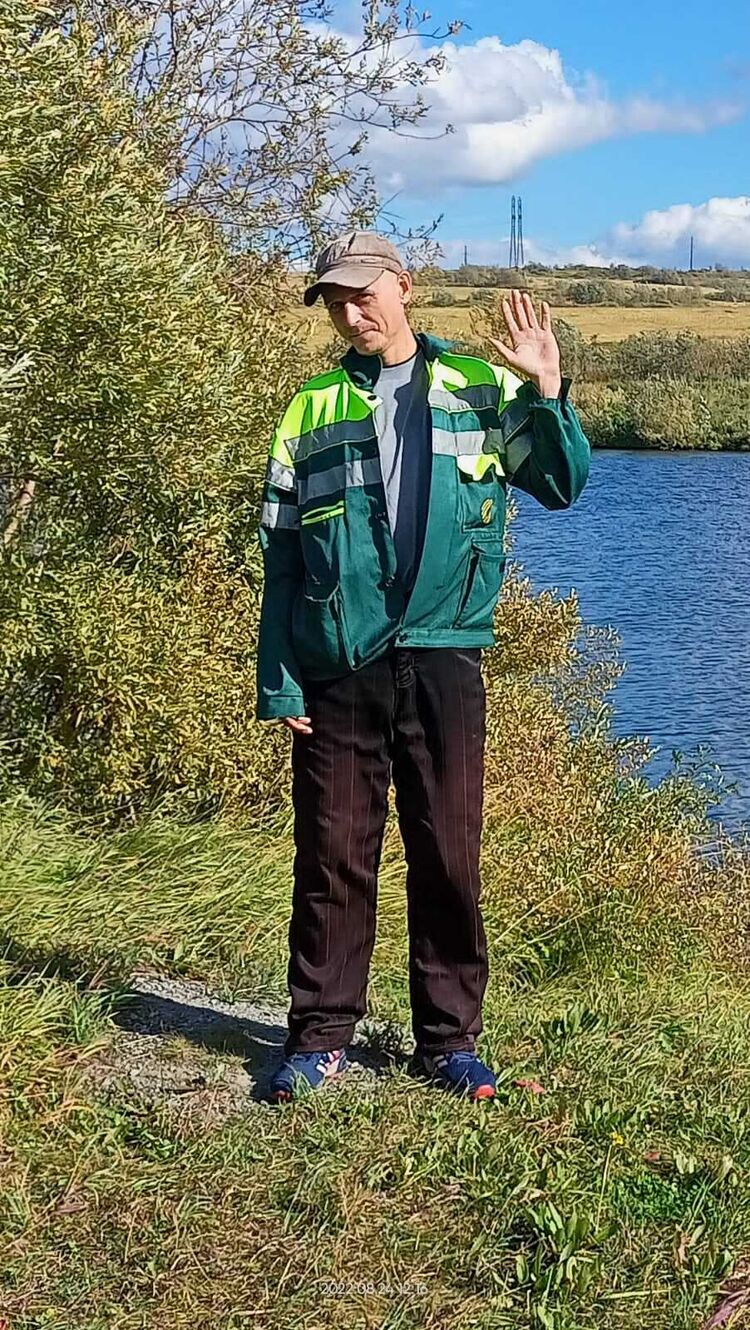  35589437  , 46 ,    