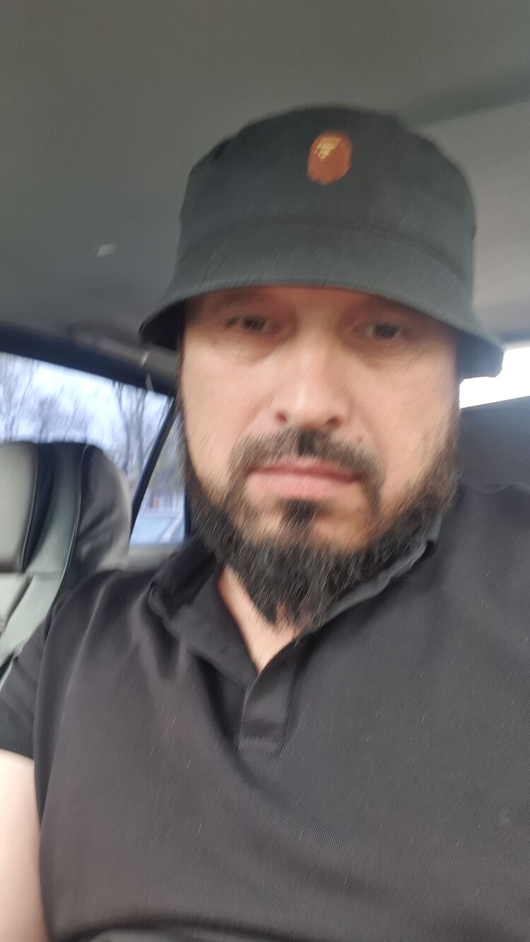  ,   Sheroz, 47 ,   ,   