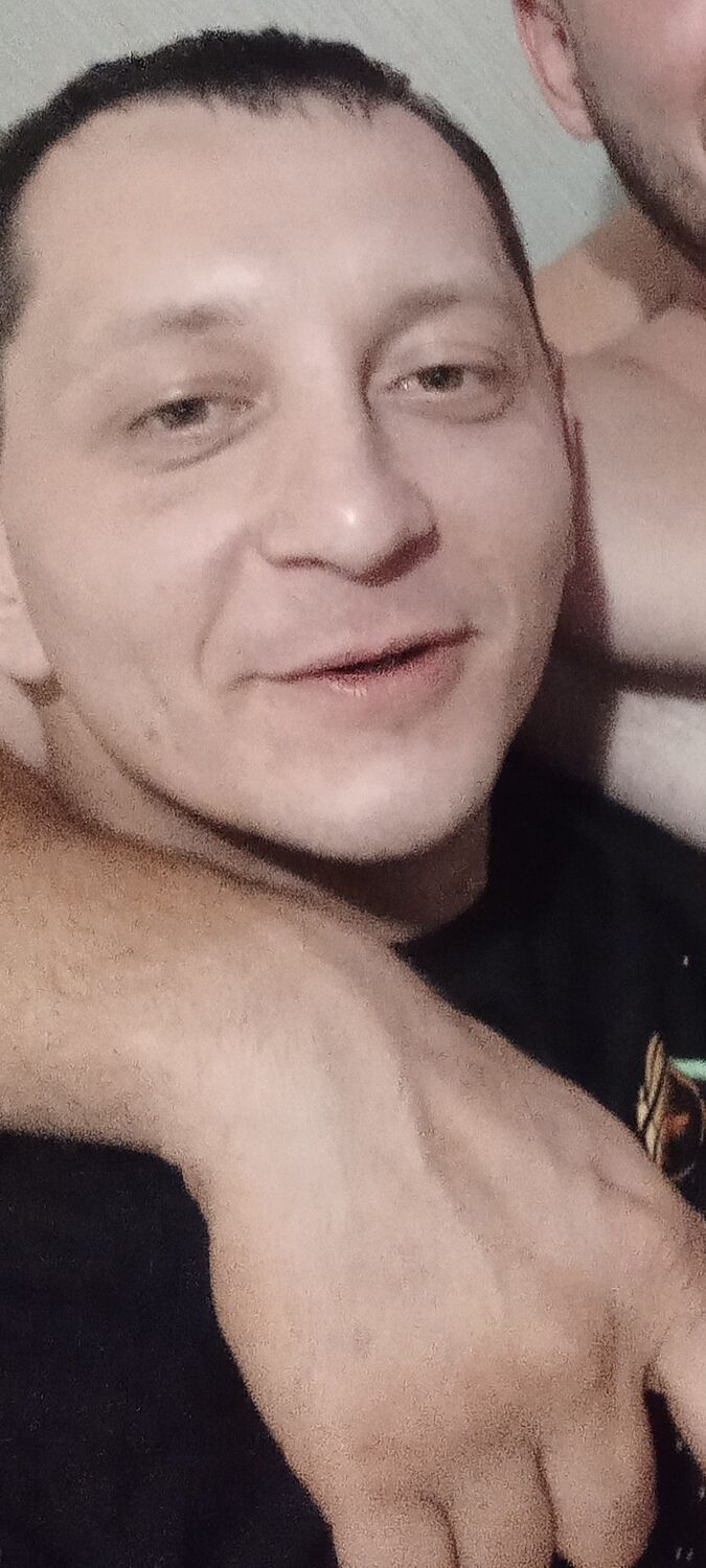  52849807  , 35 ,    