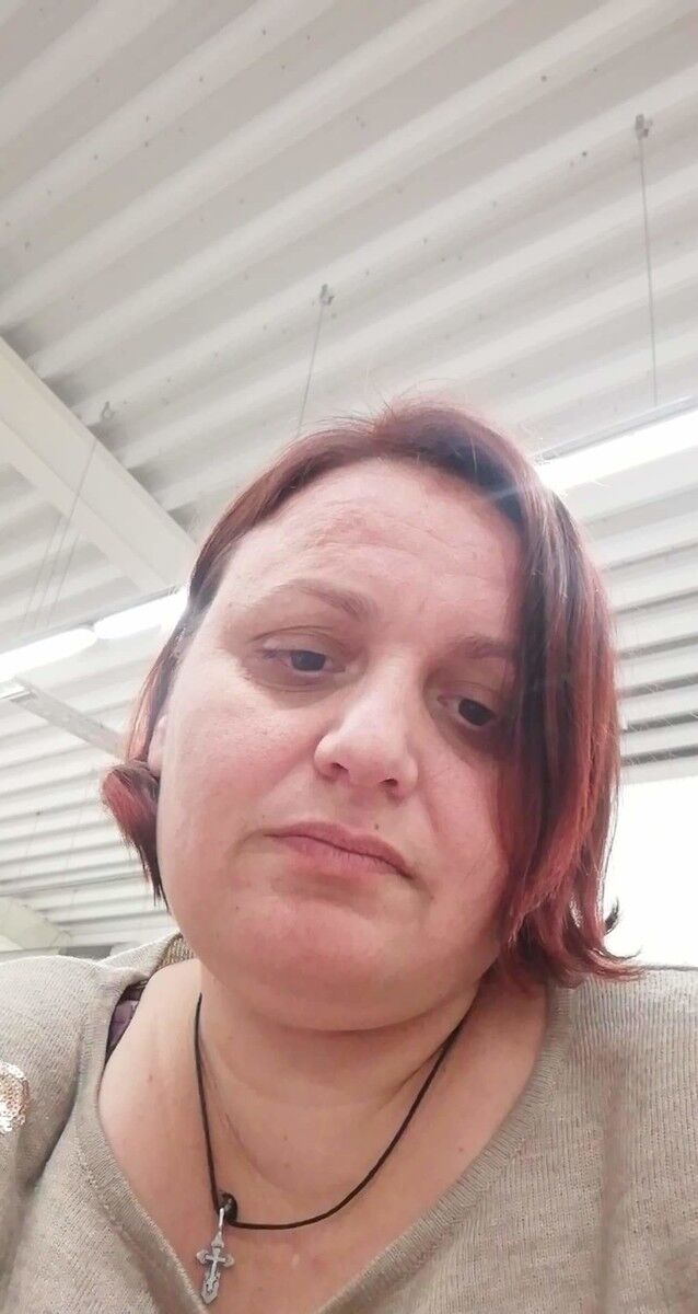  ,   Veronica, 42 ,   