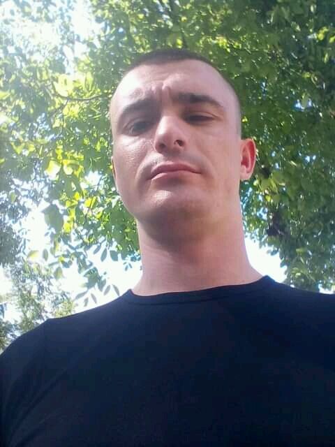  23710477  Fedor, 29 ,    