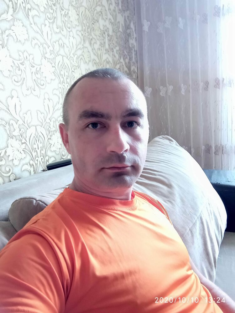 28794257  Vitaly, 41 ,    