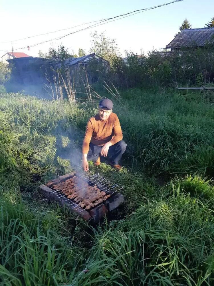 ,   Alek, 45 ,   ,   