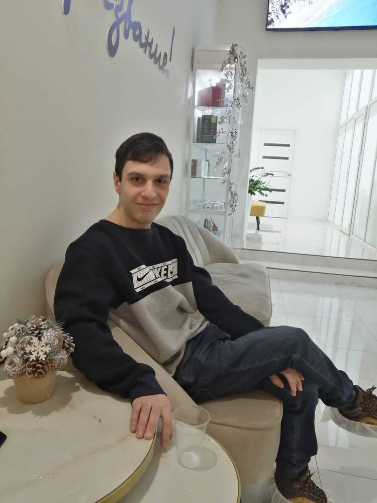  42225557  Edmon, 28 ,    --