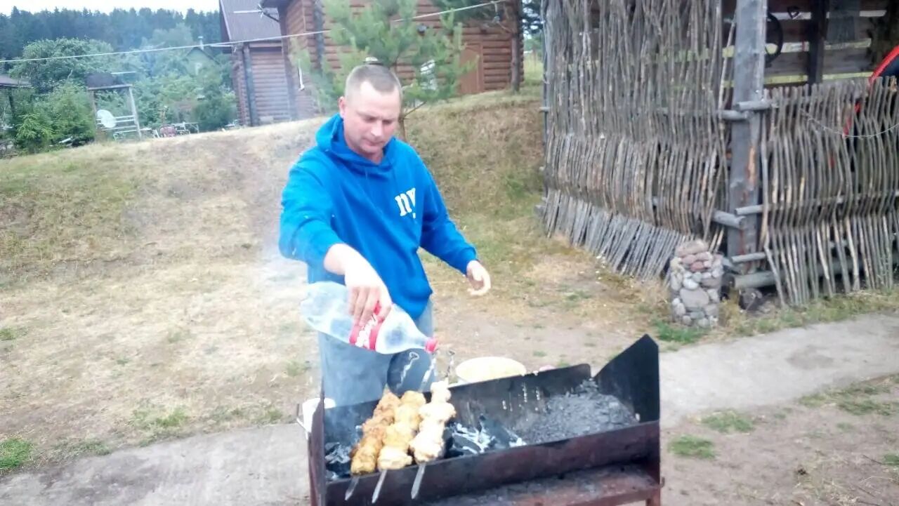  27158087  , 41 ,    