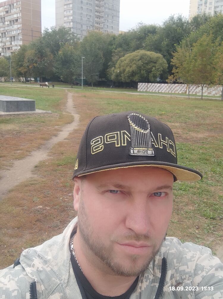  39509097  Stanislav, 39 ,    